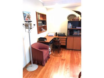VENTA DUPLEX DE PASILLO 2 DORMITORIOS MAS ESCRITORIO