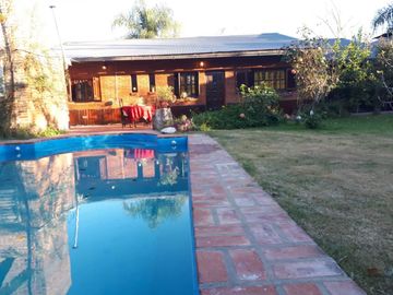 VENTA CASA 3 DORMITORIOS COUNTRY PROFESIONAL FUNES