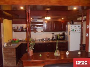 VENTA CASA 3 DORMITORIOS COUNTRY PROFESIONAL FUNES