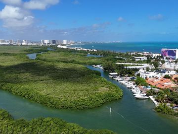 Casa en Venta en Condominio Zona Hotelera Cancún
