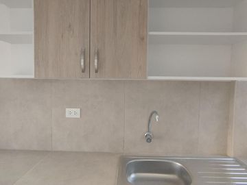 Alquilo Departamento 95 m2 Cercado, Límite Pueblo Libre