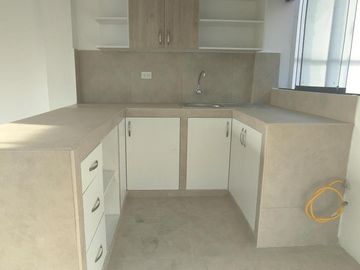Alquilo Departamento 95 m2 Cercado, Límite Pueblo Libre