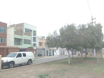 Alquilo Departamento 95 m2 Cercado, Límite Pueblo Libre