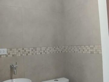 Alquilo Departamento 95 m2 Cercado, Límite Pueblo Libre
