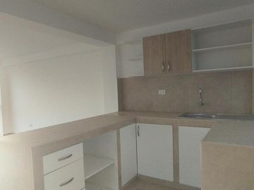 Alquilo Departamento 95 m2 Cercado, Límite Pueblo Libre