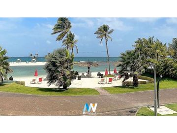 Venta de Villas Frente a la Laguna de Playa Escondida - LAKE VIEW