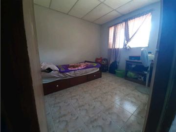 VENDO CASA EN ARRAIJAN VALLE HERMOSO AVENIDA PALMA REAL