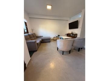 Venta Casa 2 Dormitorios  Zona Parque
