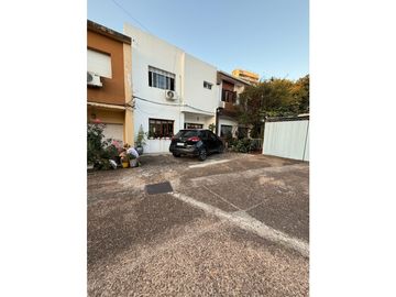 Venta Casa 2 Dormitorios  Zona Parque