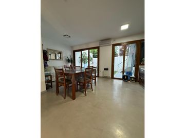Venta Casa 2 Dormitorios  Zona Parque