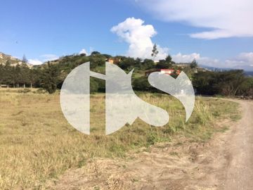 VENDE TERRENO EN GUAYLLABAMBA