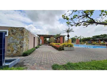 Vendo casa Urb. Castilla- La Aurora, cantón Daule
