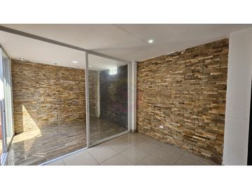 Vendo casa Urb. Castilla- La Aurora, cantón Daule