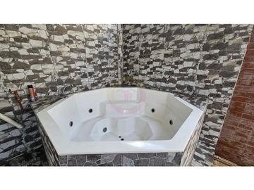 Vendo casa Urb. Castilla- La Aurora, cantón Daule