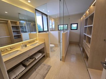 Casa de Lujo en Venta 3 Recamaras Residencial Losantos, Cancún