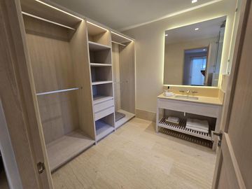 Casa de Lujo en Venta 3 Recamaras Residencial Losantos, Cancún