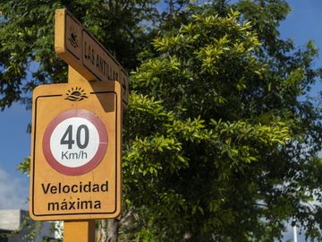 Casa en Venta en Lagos del Sol de 4 Recamaras