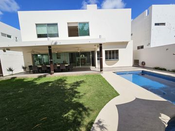 Casa en Venta en Residencial Villamagna de 3 recamaras