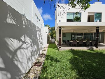 Casa en Venta en Residencial Villamagna de 3 recamaras