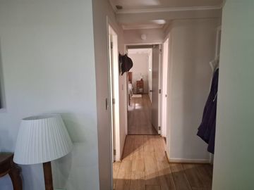 Linda casa de un piso, en Calle Ramón Olate