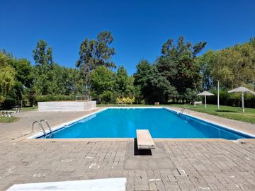 Linda casa de un piso en Condominio Santa Helena, Panimavida