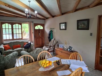 Casa y Parcela de 1 Hectárea en sector San Antonio Encina
