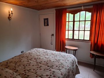 Casa y Parcela de 1 Hectárea en sector San Antonio Encina