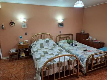 Casa y Parcela de 1 Hectárea en sector San Antonio Encina