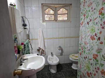 Casa y Parcela de 1 Hectárea en sector San Antonio Encina