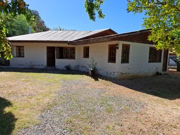 Casa y Parcela de 1 Hectárea en sector San Antonio Encina