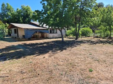 Casa y Parcela de 1 Hectárea en sector San Antonio Encina