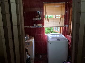 Casa y Parcela de 1 Hectárea en sector San Antonio Encina