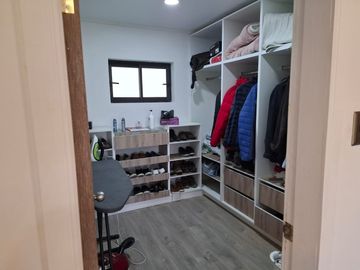 Linda Casa estilo Mediterráneo, en Sector Llepo