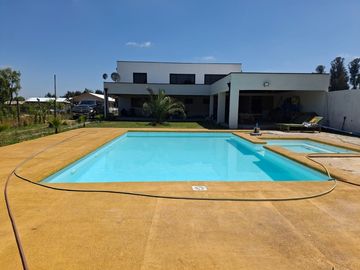 Linda Casa estilo Mediterráneo, en Sector Llepo