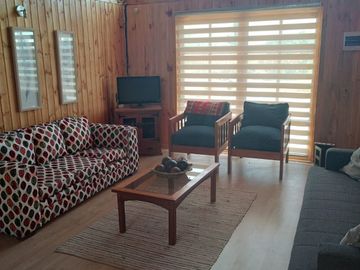 Casa y Parcela de 9.000.- Mts2, en Sector Maitencillo