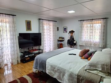 Casa y Parcela de Media Hectárea en Yerbas Buenas
