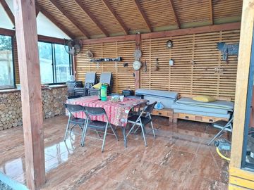 Casa y Parcela de Media Hectárea en Yerbas Buenas
