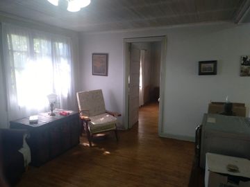Casa y Parcela de Media Hectárea, ubicada en Villa Alegre
