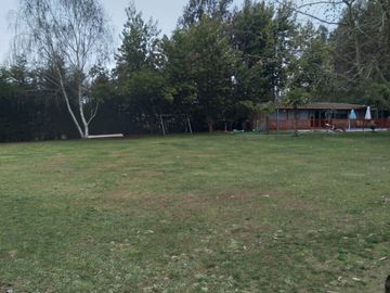 Linda Casa en Parcela de Media Hectàrea