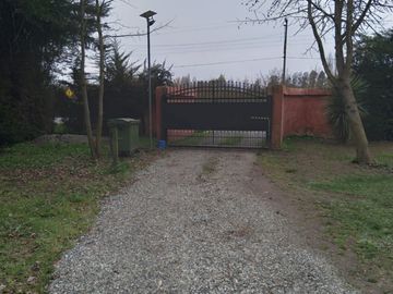 Linda Casa en Parcela de Media Hectàrea