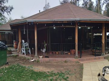 Linda Casa en Parcela de Media Hectàrea