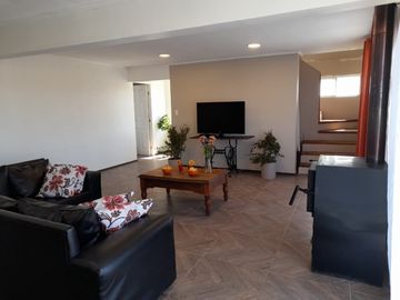 Casa en Parcela de 5.800.- Mts2 , sector Guadantun
