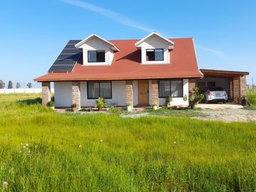 Casa en Parcela de 5.800.- Mts2 , sector Guadantun