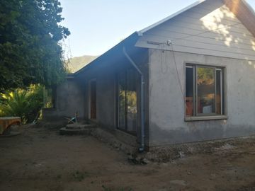 Casa en Parcela de 5.000.- Mts2 en Sector Rabones
