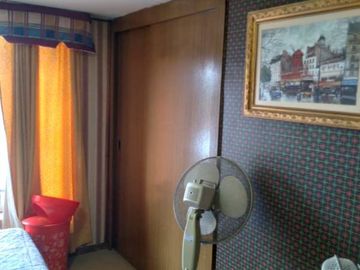 Casa de Dos Pisos en Avda Pdte Ibañez