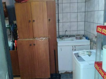 Casa de Dos Pisos en Avda Pdte Ibañez