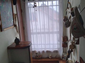 Casa de Dos Pisos en Avda Pdte Ibañez