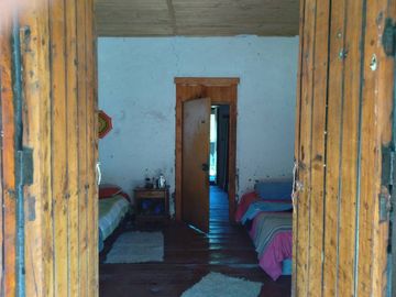 Linda Parcela con casa de 400 Mts2 construìdos y Camping