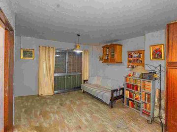VENTA LUMINOSO PISO 3 DORM EN BARRIO NVA CORDOBA