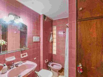 VENTA LUMINOSO PISO 3 DORM EN BARRIO NVA CORDOBA